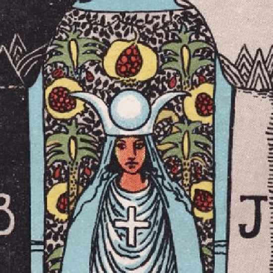 Tarot Cards: Meaning, Origins, and How Online Tarot Can Guide Your Life
