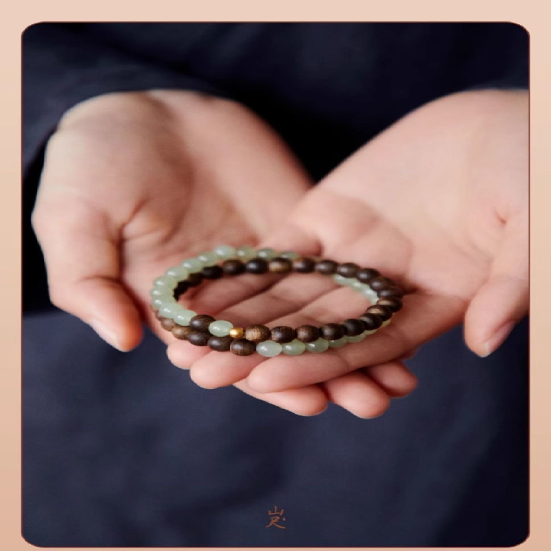 Natural Hetian Jade Agarwood Feng Shui Bracelet for Women