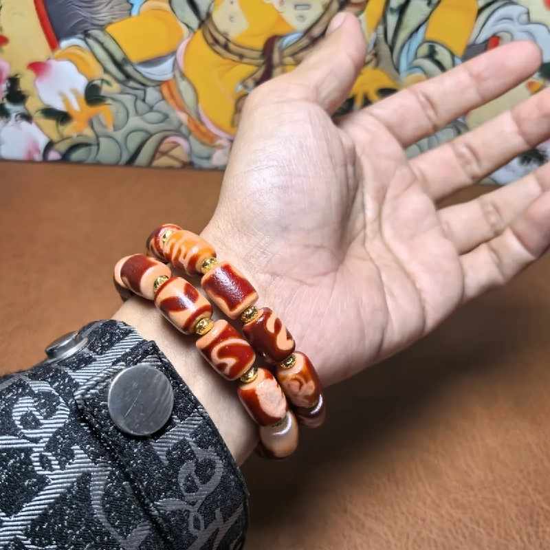 Red Bracelet - Tibetan Luck Charm