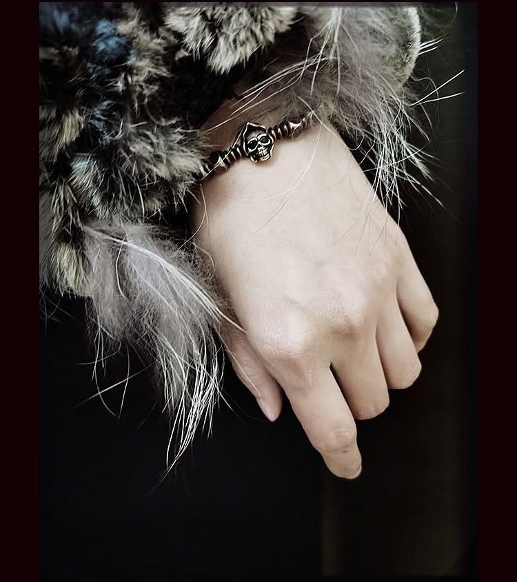 Chinese Bracelet for Wealth - Skull Style Luck Boost