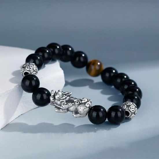The Hidden Power of the Obsidian Pixiu Bracelet: Protection, Wealth, and Inner Strength